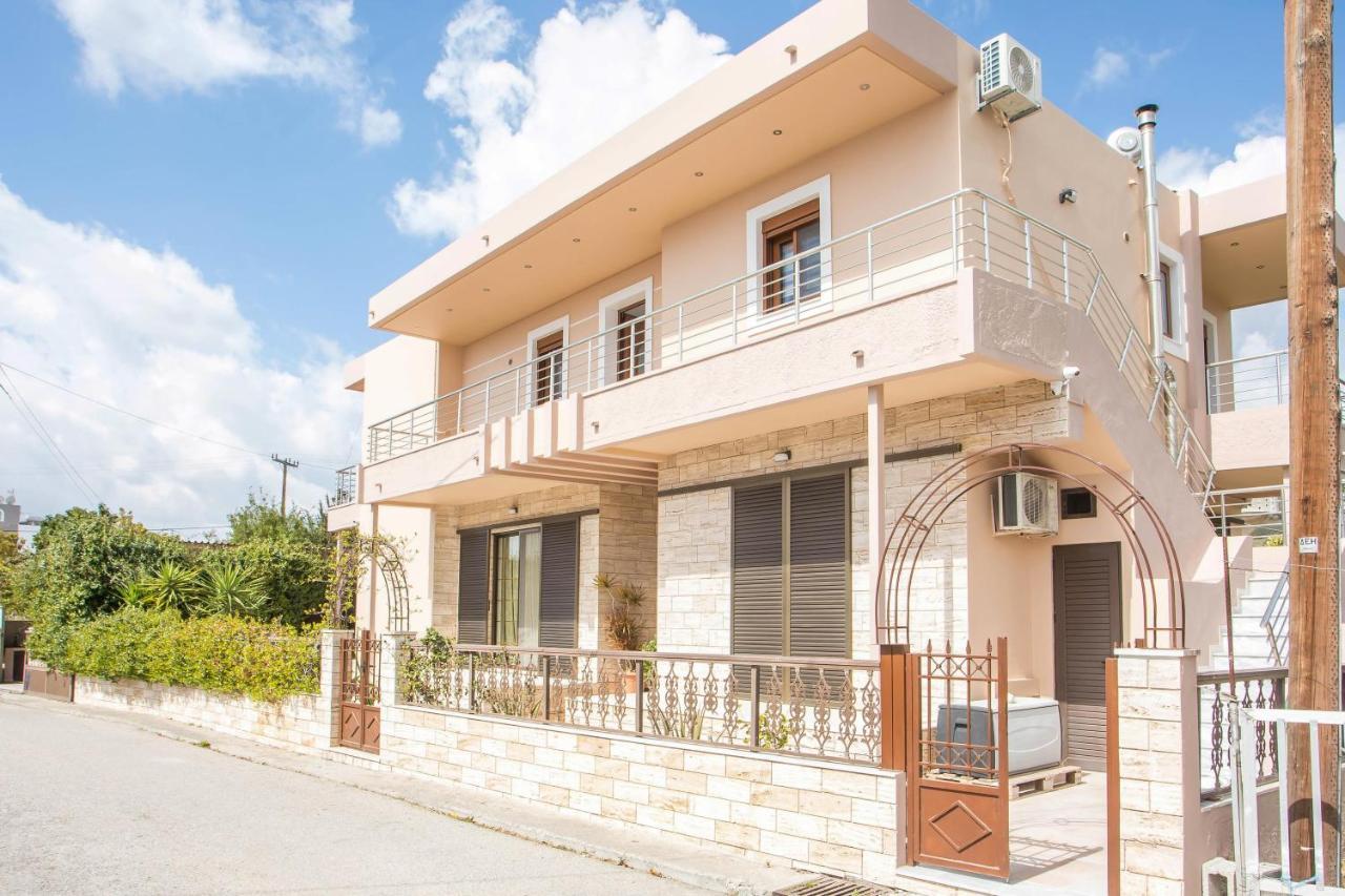 M&E Apartments Haraki Esterno foto